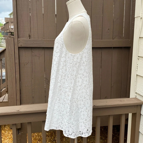 Show me your mumu Ritzy mini white lace dress. Keyhole back, size medium - Picture 7 of 16
